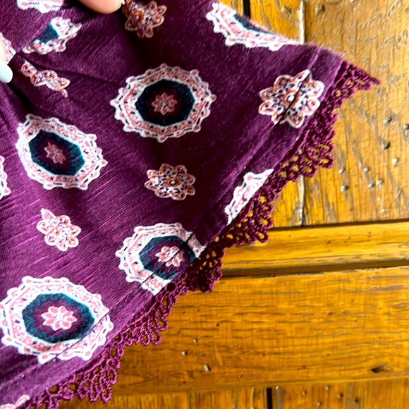 NWT⭐️BOHO Peplum TOP💜Crocheted LACE & 3/4 Bell Sleeves Size Small by Takara - Picture 9 of 11